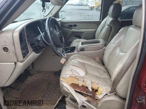 ✅ 2003 Chevrolet Suburban LT • VIN: 1GNFK16Z23J215806 • Lot: 56796355. Listed on Copart with Not provided. Free auction sales archive from the USA and detailed vehicle history report at DreamBid. Image 7.