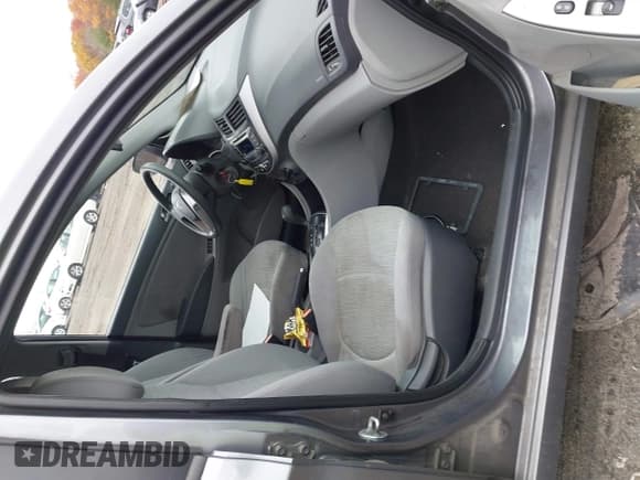 ✅ 2015 Hyundai Accent GLS • VIN: KMHCT4AE0FU896089 • Лот: 43672782. Опубликован ранее на IAAI с пробегом 321 151 миль. Бесплатный доступ к архиву аукционных продаж из США и подробный отчёт об истории автомобиля на DreamBid. Изображение 5.