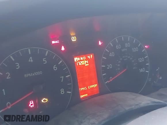 ✅ 2014 Nissan NV Cargo SV • VIN: 1N6AF0LY2EN104565 • Lot: 43709771. Wystawiony na IAAI z przebiegiem 172 034 mil. Bezpłatny archiwum sprzedaży aukcyjnych z USA i szczegółowy raport historii pojazdu na DreamBid. Zdjęcie 15.