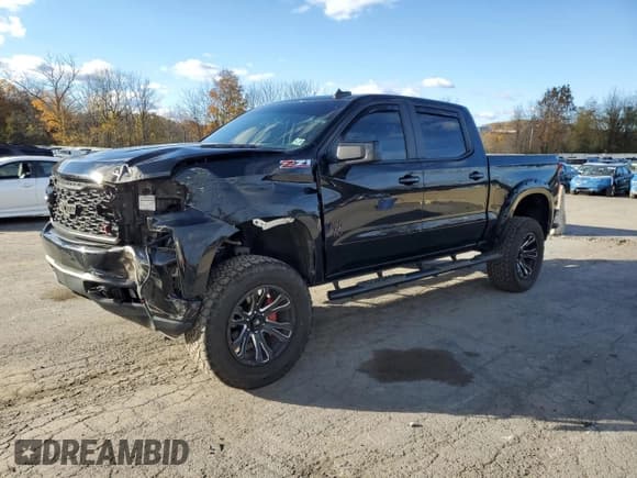 ✅ 2021 Chevrolet Silverado 1500 RST • VIN: 3GCUYEET2MG376422 • Лот: 85895935. Опубликован ранее на Copart с пробегом 48 740 миль. Бесплатный доступ к архиву аукционных продаж из США и подробный отчёт об истории автомобиля на DreamBid. Изображение 1.
