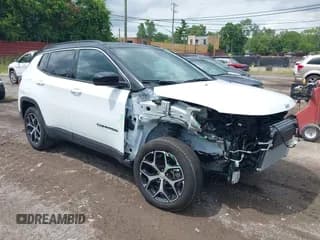 ✅ 2024 Jeep Compass Limited • VIN: 3C4NJDCN1RT126756 • Lot: 42840699. Wystawiony na IAAI z przebiegiem 3 043 mil. Bezpłatny archiwum sprzedaży aukcyjnych z USA i szczegółowy raport historii pojazdu na DreamBid. Zdjęcie 1.
