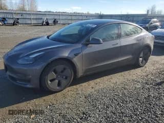 ✅ 2023 Tesla Model 3 Long Range • VIN: 5YJ3E1EB8PF598882 • Lot: 92873505. Wystawiony na Copart z przebiegiem 39 222 mil. Bezpłatny archiwum sprzedaży aukcyjnych z USA i szczegółowy raport historii pojazdu na DreamBid. Zdjęcie 1.