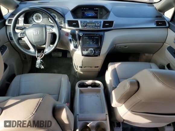 ✅ 2016 Honda Odyssey EX-L • VIN: 5FNRL5H65GB101857 • Lot: 90467345. Listed on Copart with 120,530 mi. Free auction sales archive from the USA and detailed vehicle history report at DreamBid. Image 8.