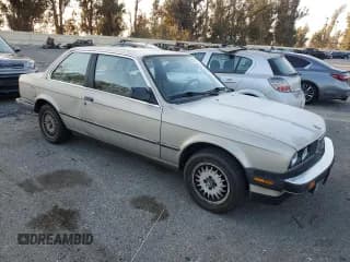 ✅ 1987 BMW 3 Series 325 • VIN: WBAAB5408H9807117 • Lot: 87187414. Listed on Copart with 164,534 mi. Free auction sales archive from the USA and detailed vehicle history report at DreamBid. Image 4.