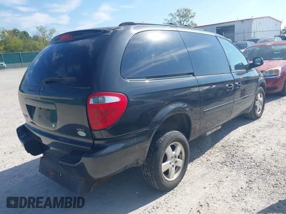 ✅ 2007 Dodge Grand Caravan SXT • VIN: 2D4GP44L87R314357 • Лот: 43360454. Опубликован ранее на IAAI с пробегом 87 557 миль. Бесплатный доступ к архиву аукционных продаж из США и подробный отчёт об истории автомобиля на DreamBid. Изображение 4.
