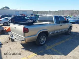 ✅ 2003 Chevrolet S-10 LS • VIN: 1GCCS19X638169300 • Лот: 41717497. Опубликован ранее на IAAI с пробегом 287 220 миль. Бесплатный доступ к архиву аукционных продаж из США и подробный отчёт об истории автомобиля на DreamBid. Изображение 4.