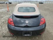 ✅ 2013 Volkswagen Beetle • VIN: 3VW867AT3DM812833 • Лот: 54737195. Опубликован ранее на Copart с пробегом 85 248 миль. Бесплатный доступ к архиву аукционных продаж из США и подробный отчёт об истории автомобиля на DreamBid. Изображение 6.