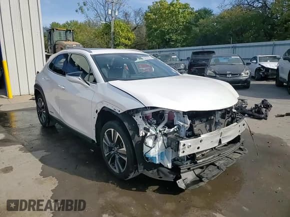 ✅ 2020 Lexus UX 250h • VIN: JTHP9JBH8L2036653 • Lot: 84945275. Wystawiony na Copart z przebiegiem 23 276 mil. Bezpłatny archiwum sprzedaży aukcyjnych z USA i szczegółowy raport historii pojazdu na DreamBid. Zdjęcie 15.