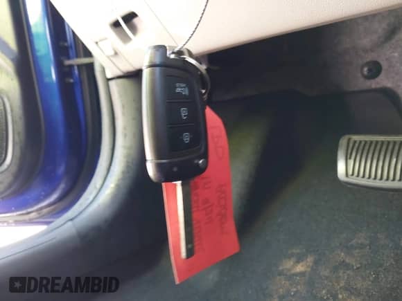 ✅ 2022 Hyundai Venue SEL • VIN: KMHRC8A30NU178265 • Lot: 43317179. Wystawiony na IAAI z przebiegiem 31 971 mil. Bezpłatny archiwum sprzedaży aukcyjnych z USA i szczegółowy raport historii pojazdu na DreamBid. Zdjęcie 11.