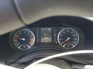 ✅ 2015 Jeep Renegade Sport • VIN: ZACCJBAT2FPC41091 • Lot: 80393615. Wystawiony na Copart z przebiegiem 124 544 mil. Bezpłatny archiwum sprzedaży aukcyjnych z USA i szczegółowy raport historii pojazdu na DreamBid. Zdjęcie 9.