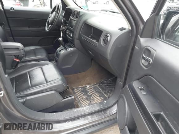 ✅ 2017 Jeep Patriot High Altitude • VIN: 1C4NJRFB9HD195536 • Lot: 42059608. Listed on IAAI with 105,342 mi. Free auction sales archive from the USA and detailed vehicle history report at DreamBid. Image 5.
