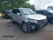 2008 Hyundai Santa Fe SE with VIN 5NMSH13E78H150214, listed as a IAAI auction lot 42622741 with 214,716 mi miles and . Bid and sale history available at DreamBid. Image 1.