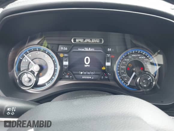 2019 Ram 1500 Limited z VIN 1C6SRFPT3KN774290, wystawiony jako IAAI lot #42413133 z przebiegiem 72 324 mil mil oraz . Historia ofert i sprzedaży dostępna na DreamBid. Obrazek 7.