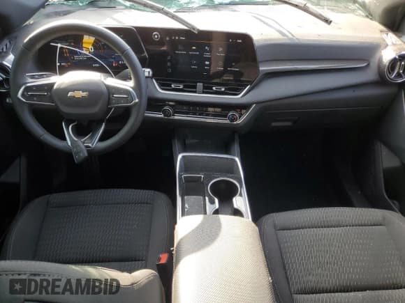 ✅ 2025 Chevrolet Equinox FWD LT • VIN: 3GNAXHEG5SL305642 • Lot: 81347205. Listed on Copart with 8,708 mi. Free auction sales archive from the USA and detailed vehicle history report at DreamBid. Image 8.