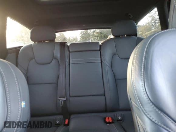 ✅ 2021 Volvo V90 • VIN: YV4A22NL4M1137484 • Лот: 78714024. Опубликован ранее на Copart с пробегом 33 646 миль. Бесплатный доступ к архиву аукционных продаж из США и подробный отчёт об истории автомобиля на DreamBid. Изображение 10.