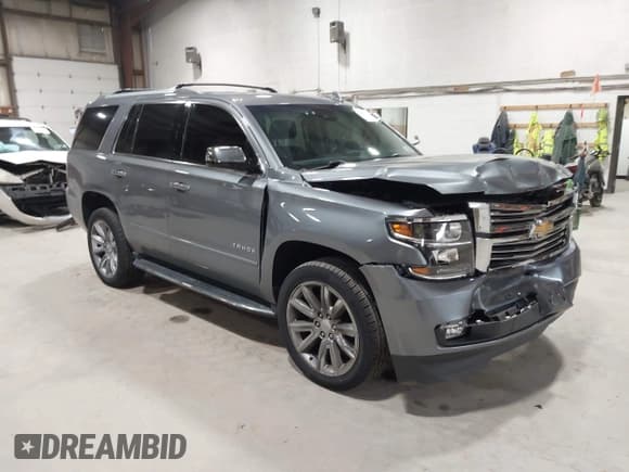 ✅ 2018 Chevrolet Tahoe Premier • VIN: 1GNSKCKC9JR392329 • Lot: 43674913. Wystawiony na IAAI z przebiegiem 99 581 mil. Bezpłatny archiwum sprzedaży aukcyjnych z USA i szczegółowy raport historii pojazdu na DreamBid. Zdjęcie 1.