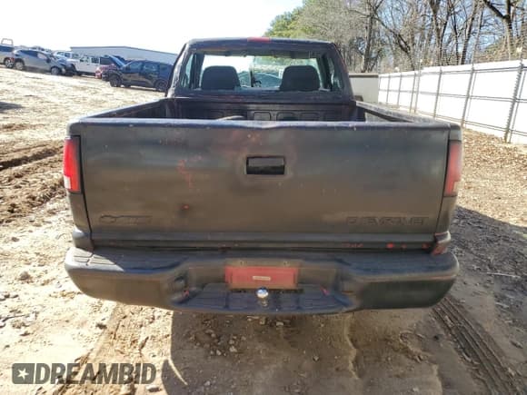 ✅ 1998 Chevrolet S-10 LS • VIN: 1GCCS1449W8193494 • Лот: 86227944. Опубликован ранее на Copart с пробегом Не указан. Бесплатный доступ к архиву аукционных продаж из США и подробный отчёт об истории автомобиля на DreamBid. Изображение 6.