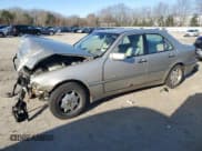 ✅ 1999 Mercedes-Benz C 230/260/280/320 • VIN: WDBHA24G1XA690377 • Lot: 46798634. Wystawiony na Copart z przebiegiem 112 470 mil. Bezpłatny archiwum sprzedaży aukcyjnych z USA i szczegółowy raport historii pojazdu na DreamBid. Zdjęcie 1.