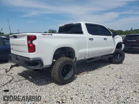 ✅ 2021 Chevrolet Silverado 1500 Work Truck • VIN: 3GCUYAEF1MG108979 • Lot: 66102934. Wystawiony na Copart z przebiegiem Nie podano. Bezpłatny archiwum sprzedaży aukcyjnych z USA i szczegółowy raport historii pojazdu na DreamBid. Zdjęcie 3.
