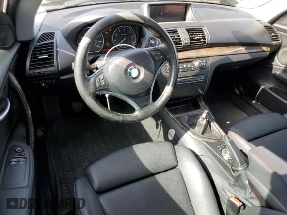✅ 2010 BMW 1 Series 128i • VIN: WBAUP7C55AVF07560 • Lot: 43473985. Listed on Copart with 163,455 mi. Free auction sales archive from the USA and detailed vehicle history report at DreamBid. Image 8.