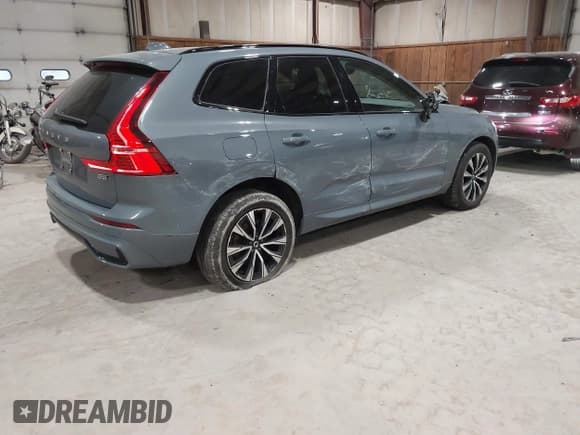 ✅ 2023 Volvo XC60 Plus Dark Theme • VIN: YV4L12RW7P1253928 • Lot: 41995098. Listed on IAAI with 36,211 mi. Free auction sales archive from the USA and detailed vehicle history report at DreamBid. Image 4.