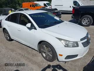 2014 Chevrolet Cruze 2LT с VIN 1G1PE5SB9E7132368, выставлен на аукционе IAAI как лот 43331362 с пробегом 178 318 миль миль и . История ставок и продаж доступна на DreamBid. Изображение 1.