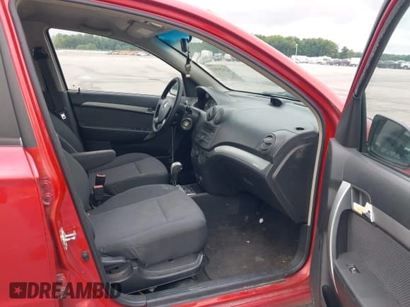 ✅ 2011 Chevrolet Aveo 1LT • VIN: KL1TD5DE2BB143387 • Lot: 42325313. Wystawiony na IAAI z przebiegiem 150 231 mil. Bezpłatny archiwum sprzedaży aukcyjnych z USA i szczegółowy raport historii pojazdu na DreamBid. Zdjęcie 5.