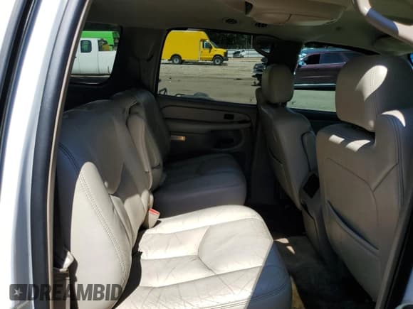 ✅ 2003 Chevrolet Suburban LT • VIN: 3GNEC16ZX3G109596 • Лот: 60547114. Опубликован ранее на Copart с пробегом 259 468 миль. Бесплатный доступ к архиву аукционных продаж из США и подробный отчёт об истории автомобиля на DreamBid. Изображение 11.