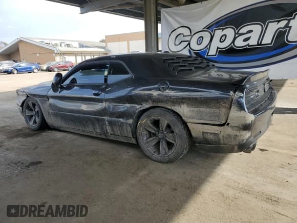 ✅ 2018 Dodge Challenger SXT • VIN: 2C3CDZAG8JH286831 • Lot: 82729275. Listed on Copart with 70,061 mi. Free auction sales archive from the USA and detailed vehicle history report at DreamBid. Image 2.