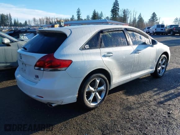 ✅ 2013 Toyota Venza LE • VIN: 4T3BK3BB2DU077232 • Lot: 41860453. Listed on IAAI with 120,518 mi. Free auction sales archive from the USA and detailed vehicle history report at DreamBid. Image 4.