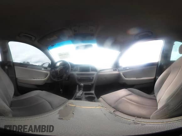 2016 Hyundai Sonata 2.4L z VIN 5NPE24AF1GH409129, wystawiony jako IAAI lot #42497240 z przebiegiem 228 574 mil mil oraz . Historia ofert i sprzedaży dostępna na DreamBid. Obrazek 18.