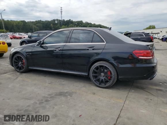 ✅ 2014 Mercedes-Benz E 63 AMG S-Model • VIN: WDDHF7GBXEA842319 • Lot: 69370005. Listed on Copart with 116,744 mi. Free auction sales archive from the USA and detailed vehicle history report at DreamBid. Image 2.