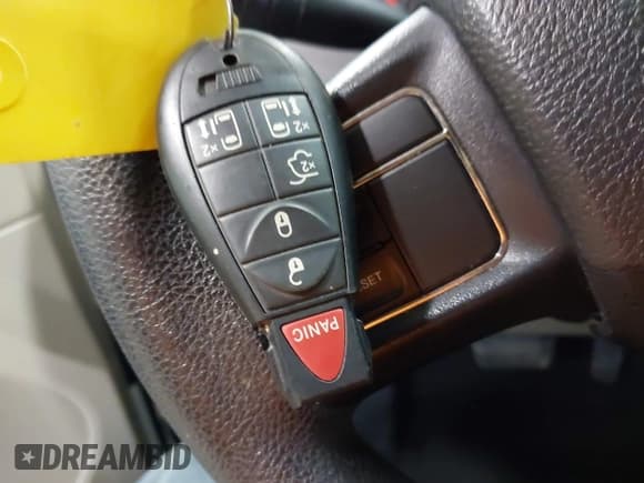 ✅ 2016 Dodge Grand Caravan SXT • VIN: 2C4RDGCG1GR375974 • Lot: 43515232. Listed on IAAI with 76,474 mi. Free auction sales archive from the USA and detailed vehicle history report at DreamBid. Image 11.