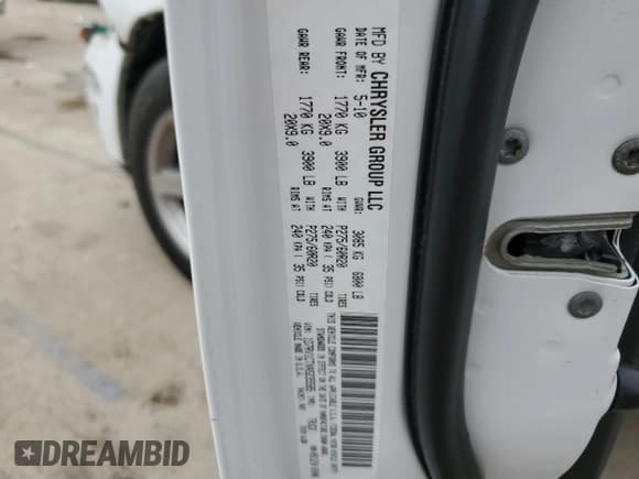 ✅ 2010 Dodge 1500 SLT • VIN: 1D7RV1CTXAS235585 • Lot: 56119565. Wystawiony na Copart z przebiegiem 180 475 mil. Bezpłatny archiwum sprzedaży aukcyjnych z USA i szczegółowy raport historii pojazdu na DreamBid. Zdjęcie 12.