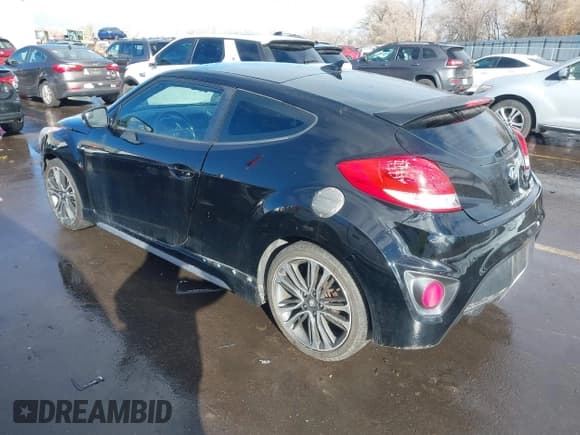 ✅ 2016 Hyundai Veloster Turbo Rally Edition • VIN: KMHTC6AE9GU255472 • Lot: 41583533. Wystawiony na IAAI z przebiegiem 138 094 mil. Bezpłatny archiwum sprzedaży aukcyjnych z USA i szczegółowy raport historii pojazdu na DreamBid. Zdjęcie 3.