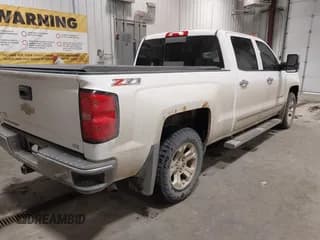 ✅ 2014 Chevrolet Silverado 1500 LTZ • VIN: 3GCUKSEC8EG173939 • Lot: 43551581. Wystawiony na IAAI z przebiegiem 168 533 mil. Bezpłatny archiwum sprzedaży aukcyjnych z USA i szczegółowy raport historii pojazdu na DreamBid. Zdjęcie 4.