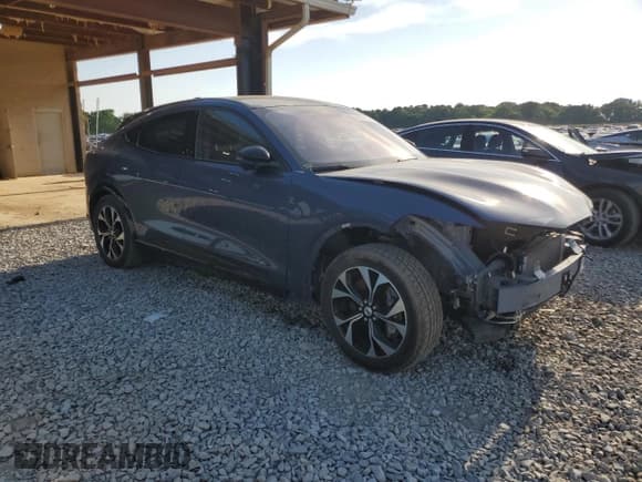 ✅ 2021 Ford Mustang Mach-E Premium • VIN: 3FMTK3SU2MMA27515 • Lot: 53395195. Listed on Copart with 68,826 mi. Free auction sales archive from the USA and detailed vehicle history report at DreamBid. Image 4.