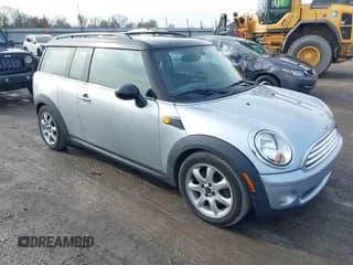 ✅ 2009 MINI Clubman • VIN: WMWML33509TX50573 • Lot: 43851336. Wystawiony na IAAI z przebiegiem 151 874 mil. Bezpłatny archiwum sprzedaży aukcyjnych z USA i szczegółowy raport historii pojazdu na DreamBid. Zdjęcie 1.