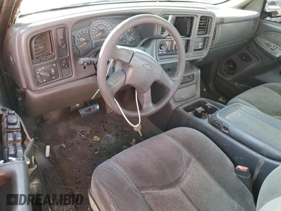 ✅ 2003 Chevrolet Silverado 1500 Work Truck • VIN: 1GCEC14T33Z197866 • Лот: 77816964. Опубликован ранее на Copart с пробегом Не указан. Бесплатный доступ к архиву аукционных продаж из США и подробный отчёт об истории автомобиля на DreamBid. Изображение 8.