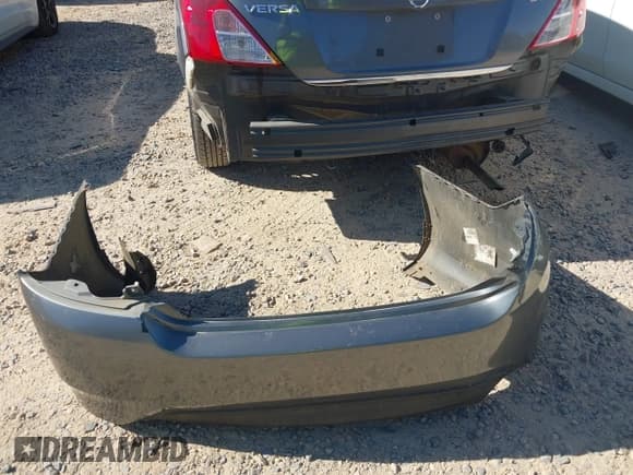 ✅ 2018 Nissan Versa SV • VIN: 3N1CN7AP1JL858958 • Lot: 43698876. Listed on IAAI with 119,827 mi. Free auction sales archive from the USA and detailed vehicle history report at DreamBid. Image 12.