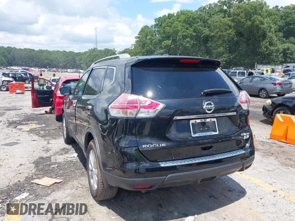 ✅ 2015 Nissan Rogue S • VIN: KNMAT2MV0FP592559 • Lot: 42829363. Wystawiony na IAAI z przebiegiem 157 068 mil. Bezpłatny archiwum sprzedaży aukcyjnych z USA i szczegółowy raport historii pojazdu na DreamBid. Zdjęcie 3.
