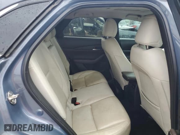 ✅ 2020 Mazda CX-30 Premium • VIN: 3MVDMAEMXLM111629 • Lot: 54317755. Wystawiony na Copart z przebiegiem 155 201 mil. Bezpłatny archiwum sprzedaży aukcyjnych z USA i szczegółowy raport historii pojazdu na DreamBid. Zdjęcie 10.