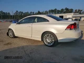 ✅ 2007 Volvo C70 • VIN: YV1MC68237J024681 • Лот: 74371234. Опубликован ранее на Copart с пробегом 113 545 миль. Бесплатный доступ к архиву аукционных продаж из США и подробный отчёт об истории автомобиля на DreamBid. Изображение 2.