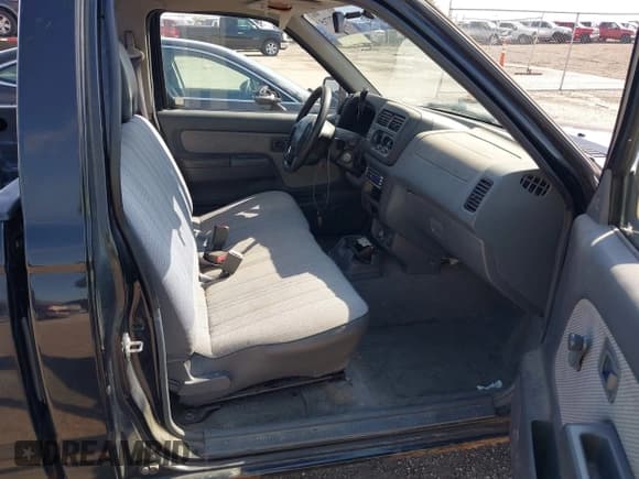 ✅ 2001 Nissan Frontier XE • VIN: 1N6DD21S61C380167 • Lot: 42971715. Listed on IAAI with 110,592 mi. Free auction sales archive from the USA and detailed vehicle history report at DreamBid. Image 5.