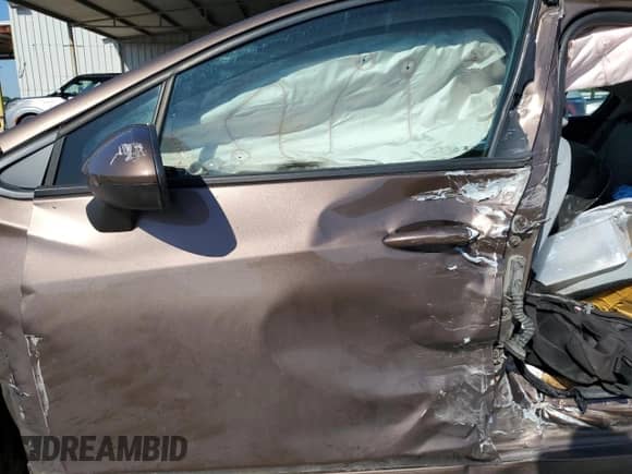 2019 Chevrolet Cruze LS с VIN 3G1BC6SM1KS610867, выставлен на аукционе Copart как лот 61959885 с пробегом Не указан миль и Чистый • Clean title. История ставок и продаж доступна на DreamBid. Изображение 7.