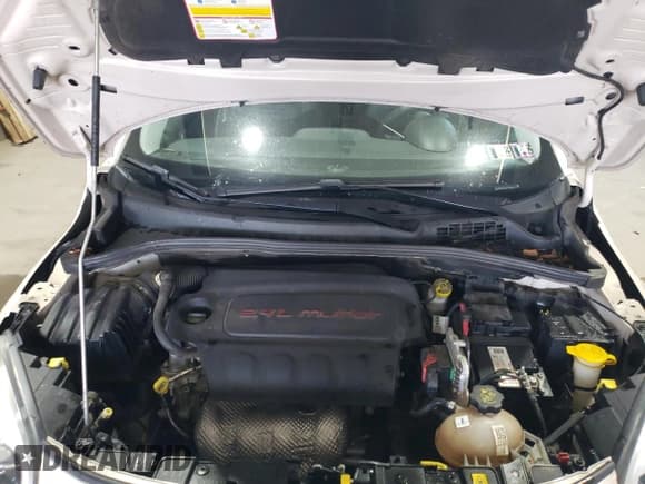 ✅ 2016 FIAT 500X Easy • VIN: ZFBCFYBT1GP345804 • Lot: 91097615. Wystawiony na Copart z przebiegiem 56 487 mil. Bezpłatny archiwum sprzedaży aukcyjnych z USA i szczegółowy raport historii pojazdu na DreamBid. Zdjęcie 12.