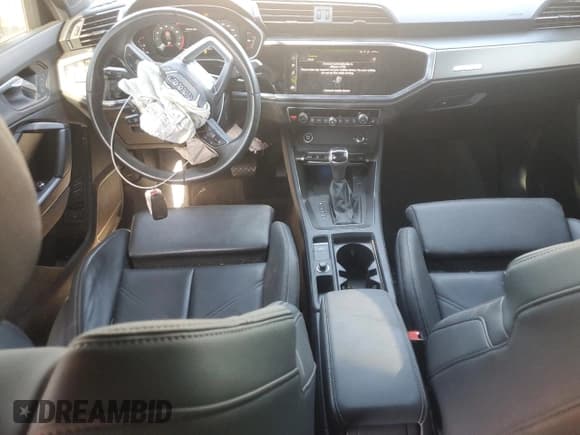 ✅ 2024 Audi Q3 S line Premium Plus • VIN: WA1EECF32R1031262 • Лот: 92199475. Опубликован ранее на Copart с пробегом 55 341 миль. Бесплатный доступ к архиву аукционных продаж из США и подробный отчёт об истории автомобиля на DreamBid. Изображение 8.