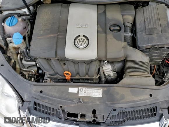 ✅ 2009 Volkswagen Jetta SE • VIN: 3VWRM71K19M095972 • Лот: 93113255. Опубликован ранее на Copart с пробегом 95 139 миль. Бесплатный доступ к архиву аукционных продаж из США и подробный отчёт об истории автомобиля на DreamBid. Изображение 11.