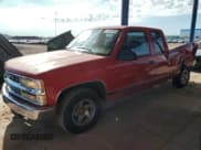 ✅ 1997 Chevrolet Silverado 1500 • VIN: 1GCEC19R8VE176874 • Lot: 71159735. Wystawiony na Copart z przebiegiem 195 845 mil. Bezpłatny archiwum sprzedaży aukcyjnych z USA i szczegółowy raport historii pojazdu na DreamBid. Zdjęcie 1.