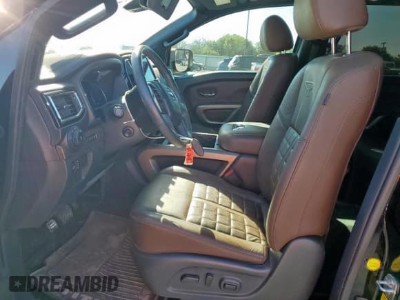 ✅ 2023 Nissan Titan SV • VIN: 1N6AA1ED1PN116255 • Lot: 84735745. Listed on Copart with 48,526 mi. Free auction sales archive from the USA and detailed vehicle history report at DreamBid. Image 7.